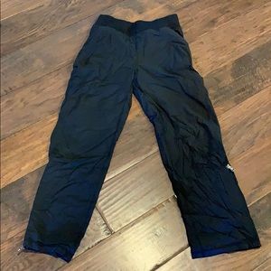 Ivivva black warm up pants with zipper pockets